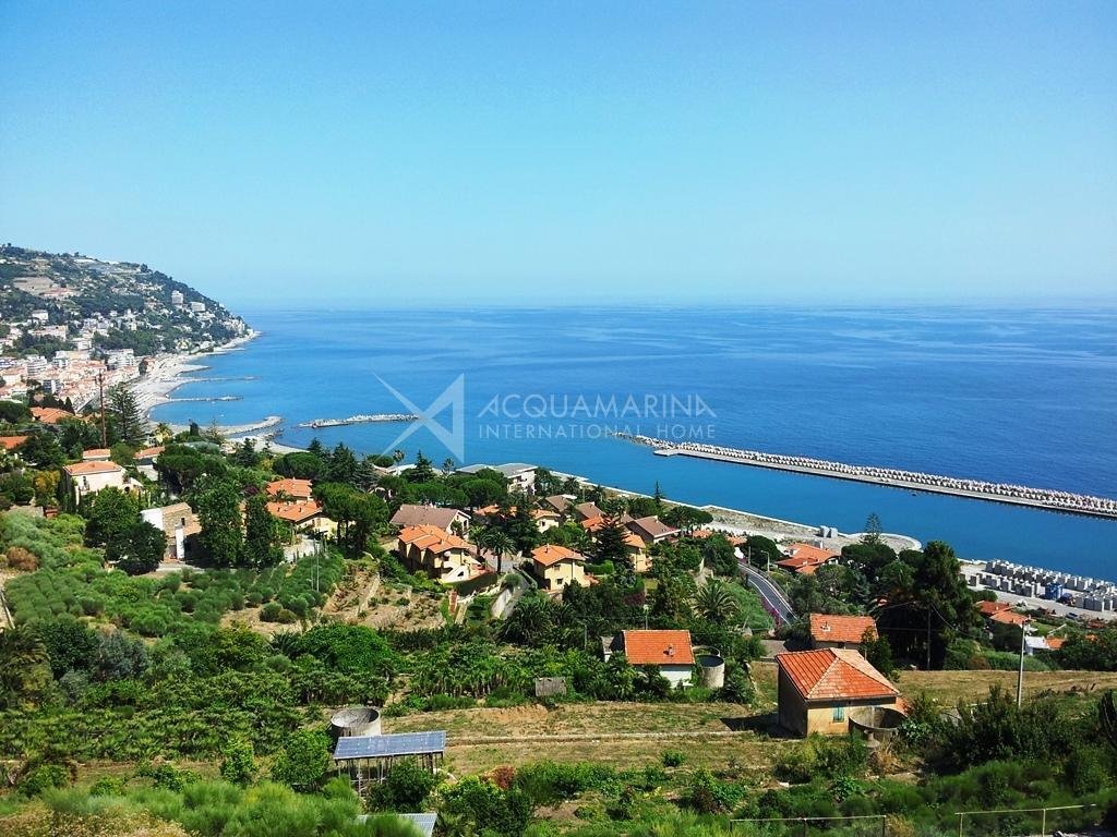 Villa in Center, Ospedaletti, Liguria 2 - 16556568