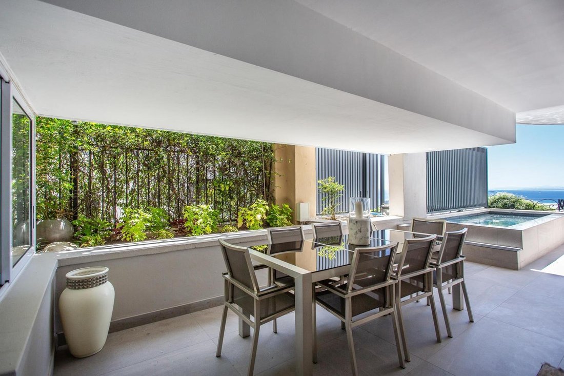 Apartment in Green Point, Cape Town, South Africa 2 - 16557489