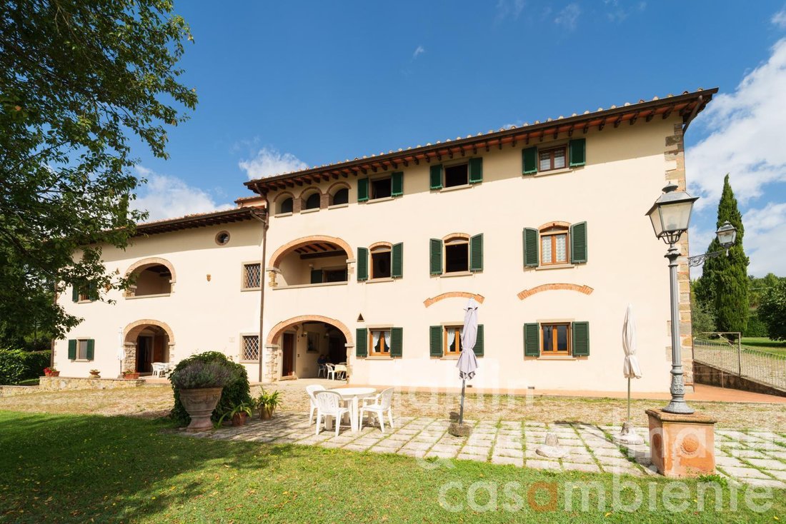 Farm Ranch in Poppi, Tuscany, Italy 1 - 16555483
