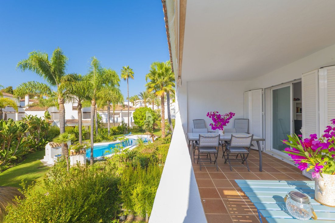 Townhouse in Marbella, Andalusia, Spain 2 - 16555757