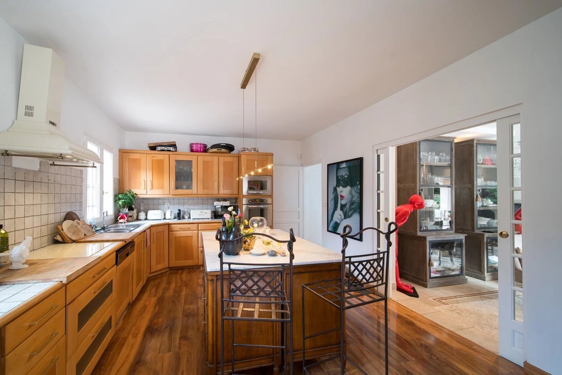 Villa in Bois Fleuri-Chevre d'Or-Saint Philippe, Biot, France 5 - 16558281