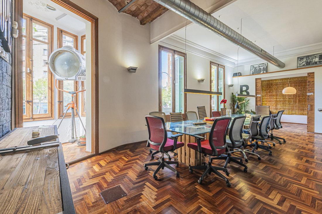 Apartment in Ciutat Vella, Barcelona, Spain 2 - 16559654