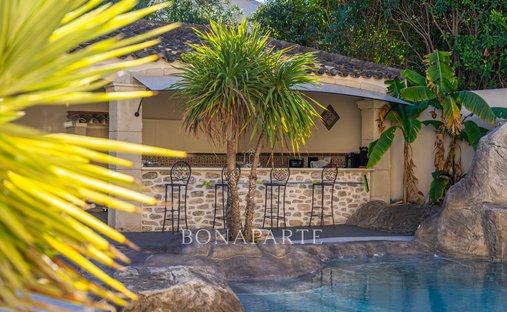 6 Room House With Terrace Near Beziers The House