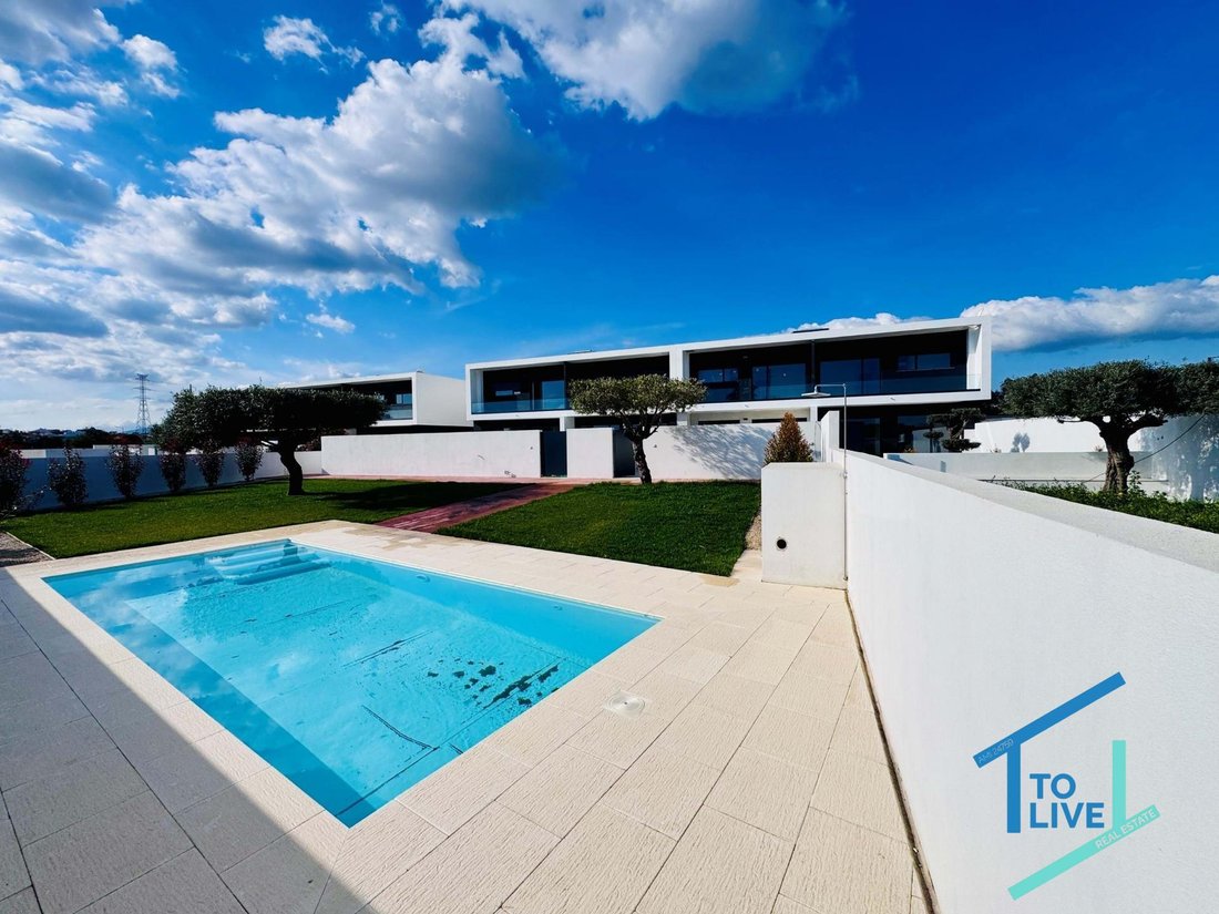 Villa in Nossa Senhora de Fatima, Santarem District, Portugal 1 - 16560364