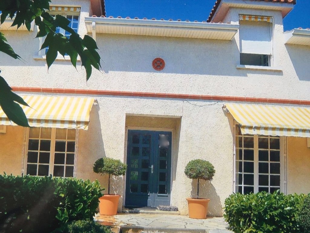 Villa in Centre, Villeneuve-Tolosane, France 1 - 16559823