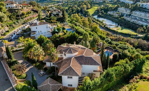Villa in Nueva Andalucía, Marbella, Spanien 1