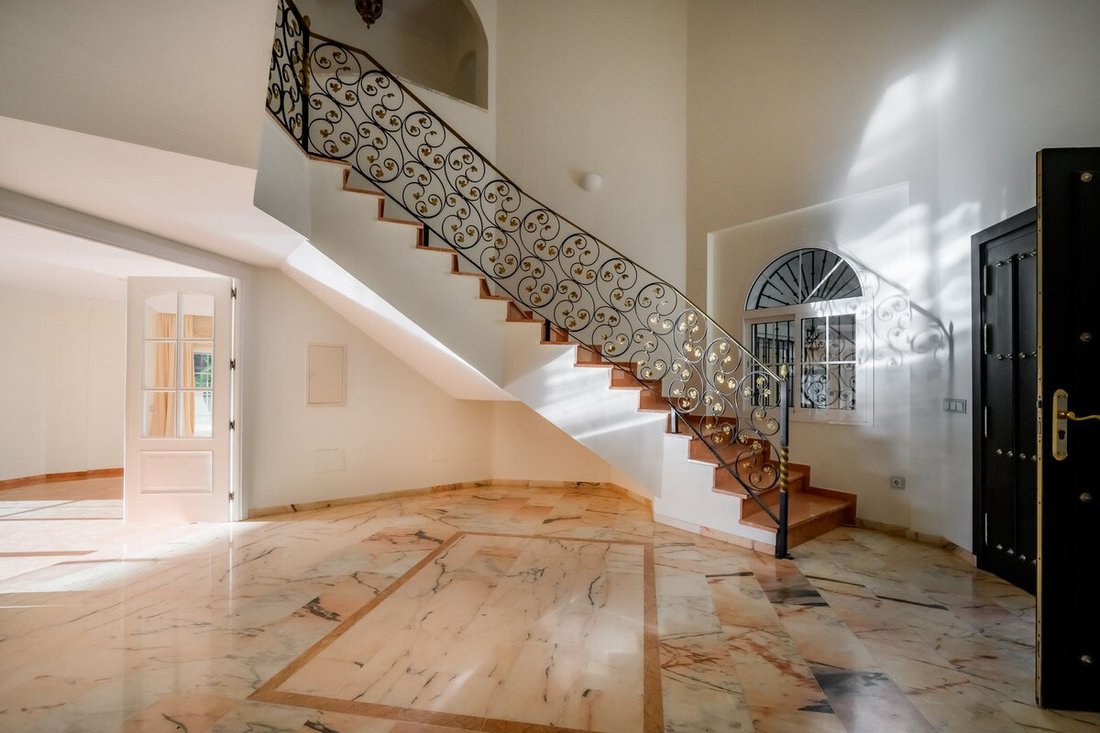 Villa à Nueva Andalucia, Marbella, Espagne 2 - 16560222