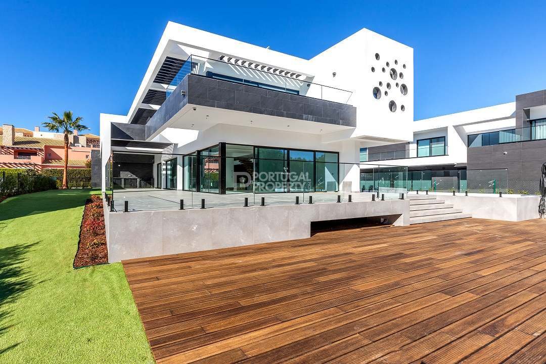 Villa in Vilamoura, Quarteira, Algarve 1 - 16562122