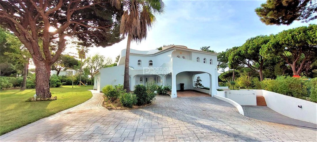 Villa in Vilamoura, Quarteira, Algarve 1 - 16561886