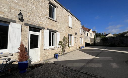House in Noisy-sur-Ecole, Ile-de-France, France 1