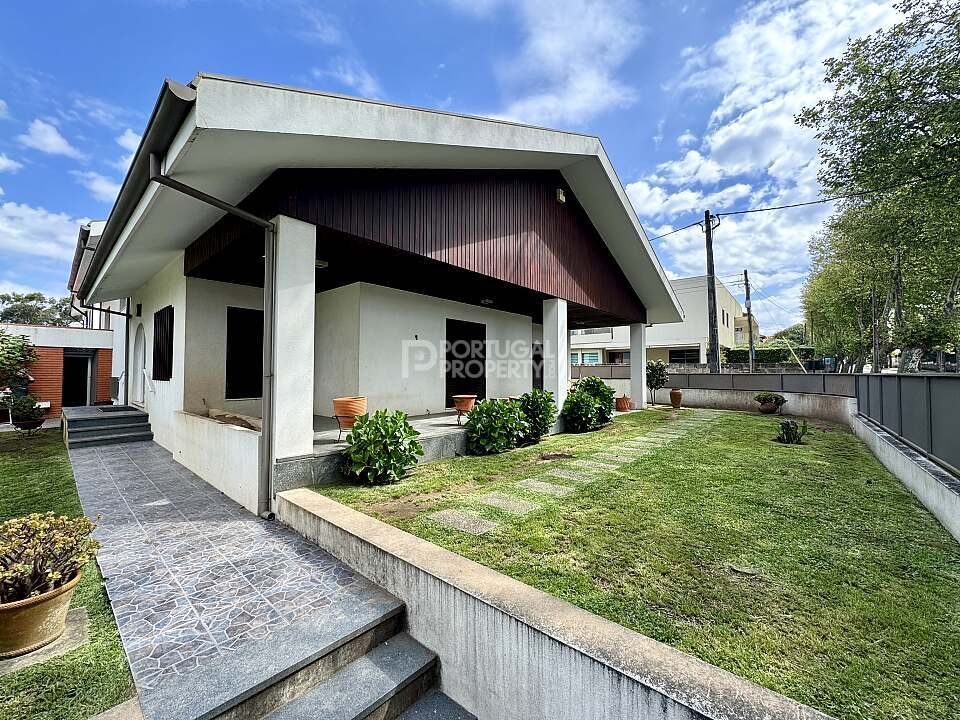 Villa in Cedofeita, Santo Ildefonso, Se, Miragaia, Sao Nicolau e Vitoria, Porto District, Portugal 4 - 16561390