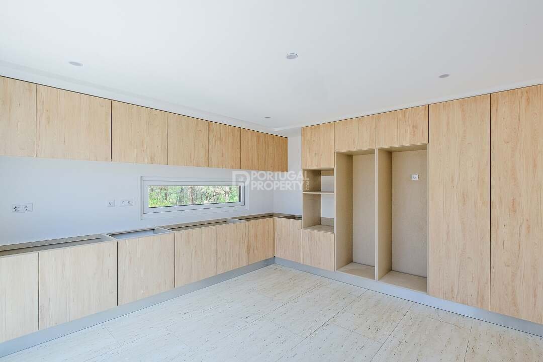 Townhouse in Santa Maria, Sao Pedro e Matacaes, Lisbon, Portugal 5 - 16561653