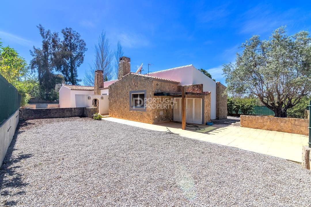 Villa in Vilamoura, Quarteira, Algarve 1 - 16562370