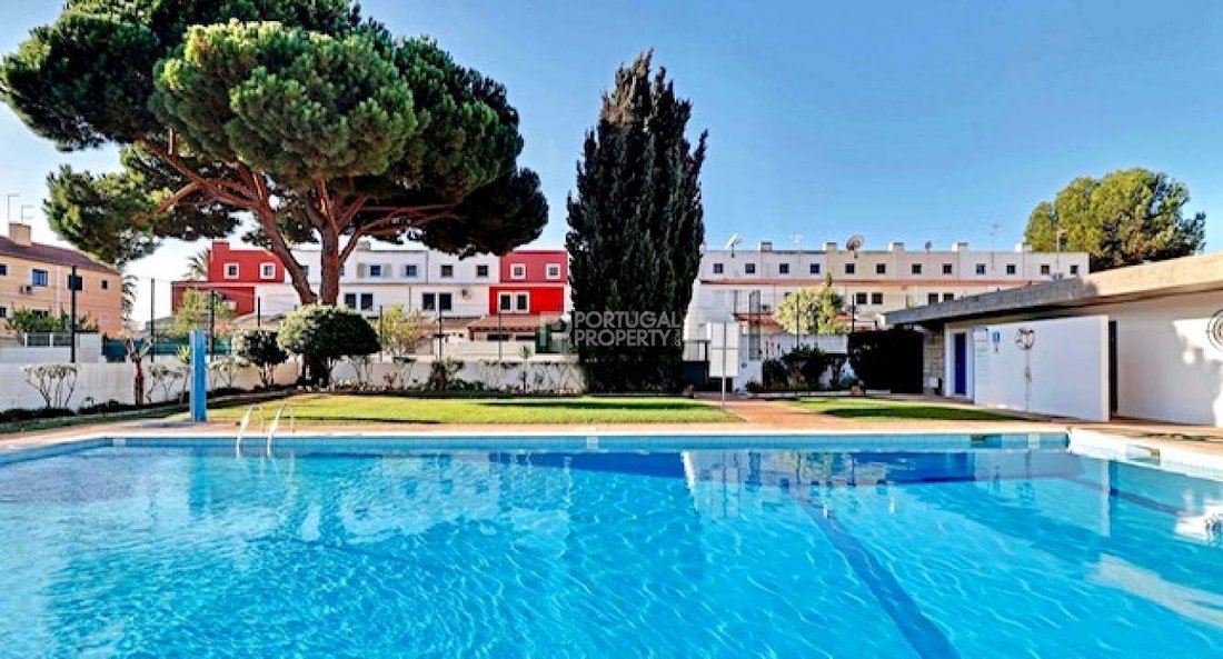 Townhouse in Vilamoura, Quarteira, Algarve 2 - 16561700