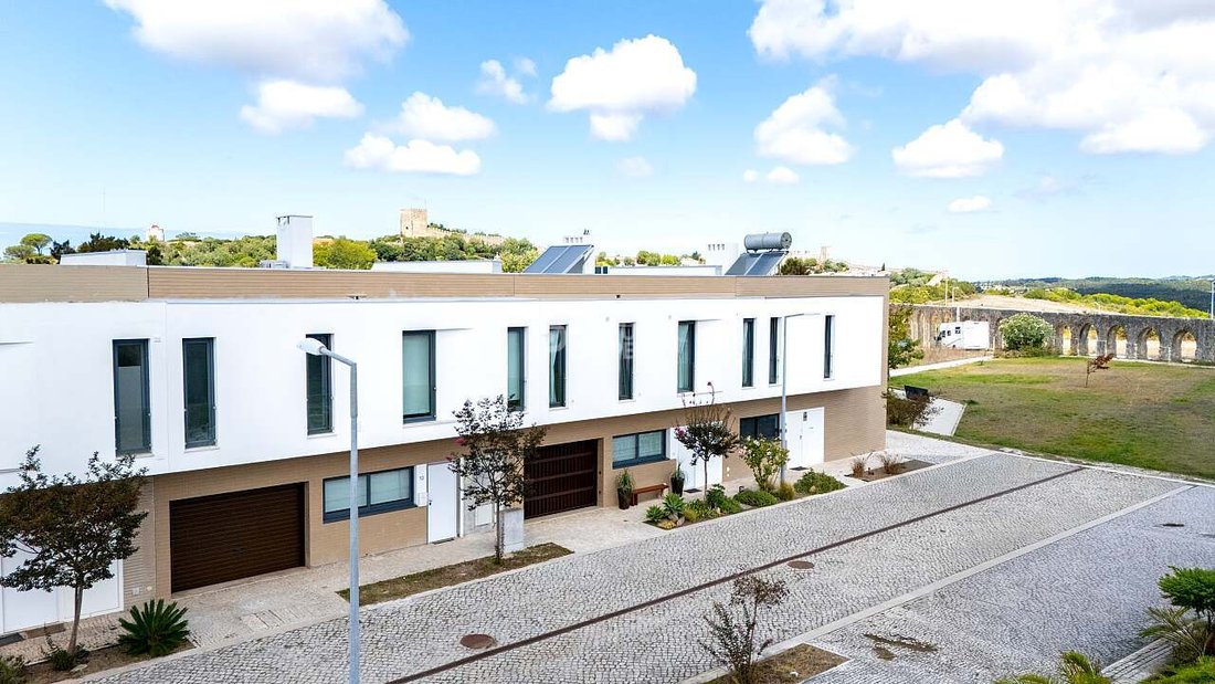 Villa in Santa Maria, Sao Pedro e Sobral da Lagoa, Leiria District, Portugal 5 - 16561318