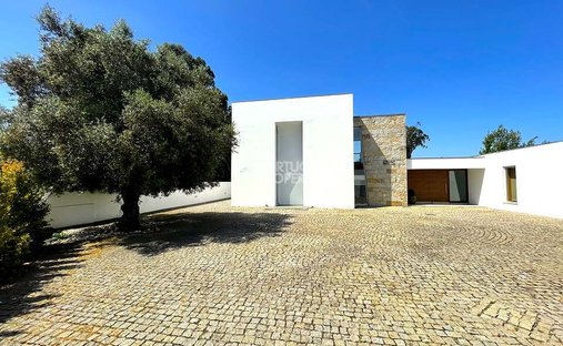 Villa in Gloria und Vera Cruz, Aveiro, Portugal 1