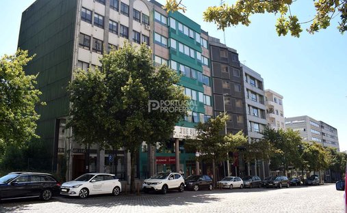 Cedofeita, Santo Ildefonso, Se, Miragaia, Sao Nicolau e Vitoria, Porto District, Portugal 1