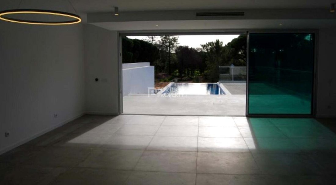 Villa in Vale do Lobo, Almancil, Portugal 2 - 16561410