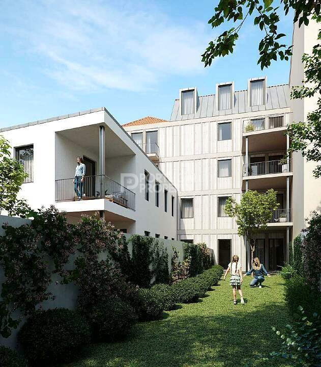 Apartment in Cedofeita, Santo Ildefonso, Se, Miragaia, Sao Nicolau e Vitoria, Porto District, Portugal 3 - 16561386