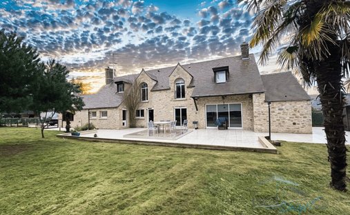 Villa in Janville-sur-Juine, Ile-de-France, France 1