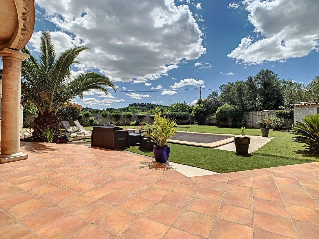 Villa in Générac, Occitania, France 2 - 16561095