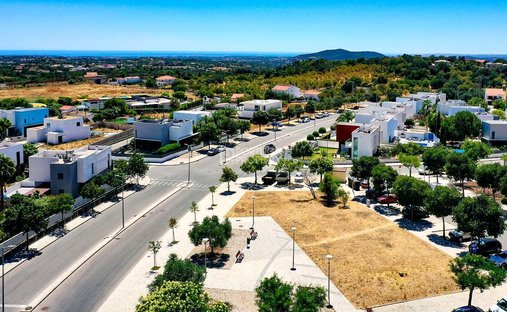 Land in Loule (Sao Clemente), Algarve, Portugal 1