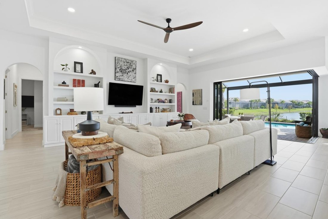 House in Estero, Florida, United States 2 - 16560324