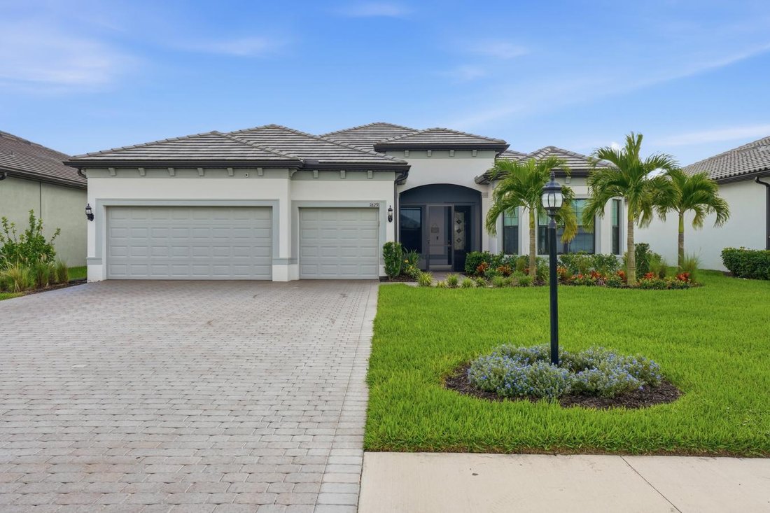 House in Estero, Florida, United States 1 - 16560324