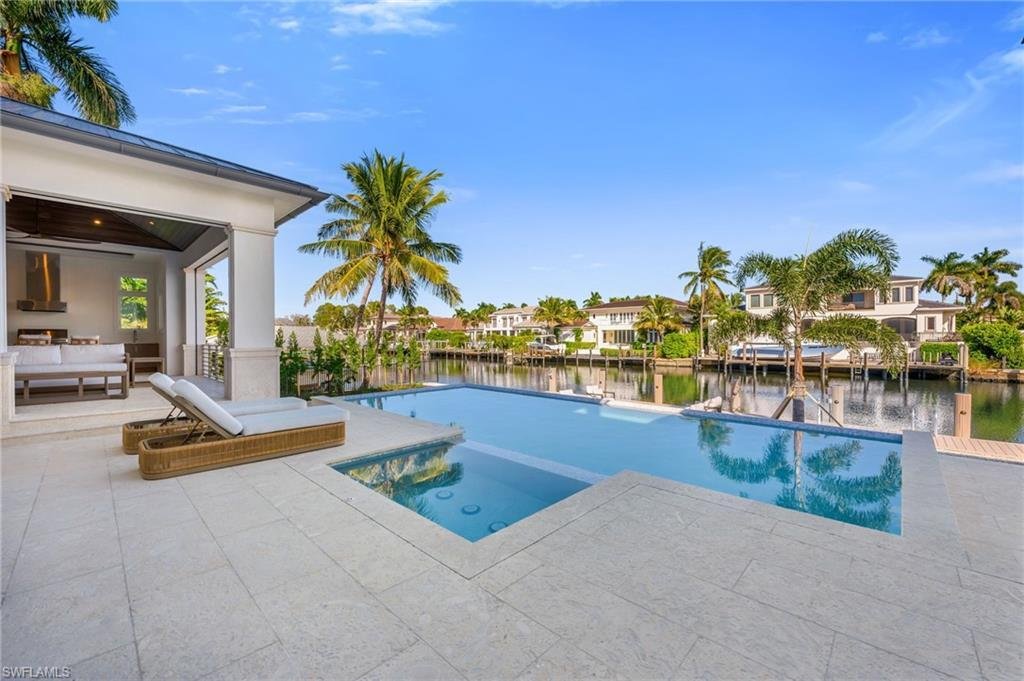House in Naples, Florida, United States 4 - 15256301