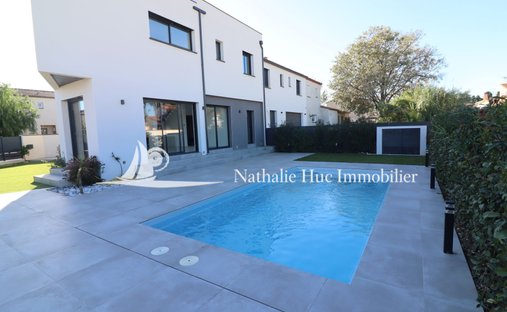 Villa in Saint-Cyprien, Occitania, France 1