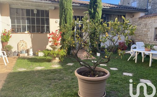 Stunning Château In Gironde With Its Landscaped Park And Breathtaking Views Of The Countryside - 5