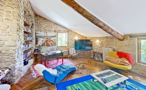 Castle for Sale in Forcalquier, Provence-Alpes-Côte d'Azur, France