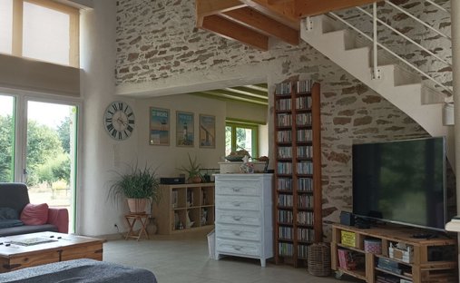 Castle for Sale in Saint-Michel-Chef-Chef, Pays de la Loire, France