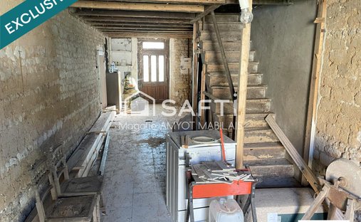 Castle for Sale in Barbezieux-Saint-Hilaire, Nouvelle-Aquitaine, France