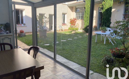 Castle for Sale in Monségur, Nouvelle-Aquitaine, France