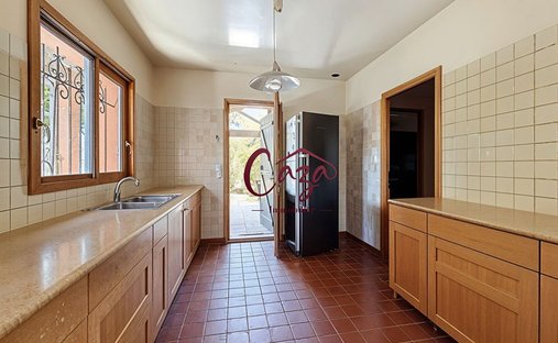 Castle for Sale in Fargues-Saint-Hilaire, Nouvelle-Aquitaine, France