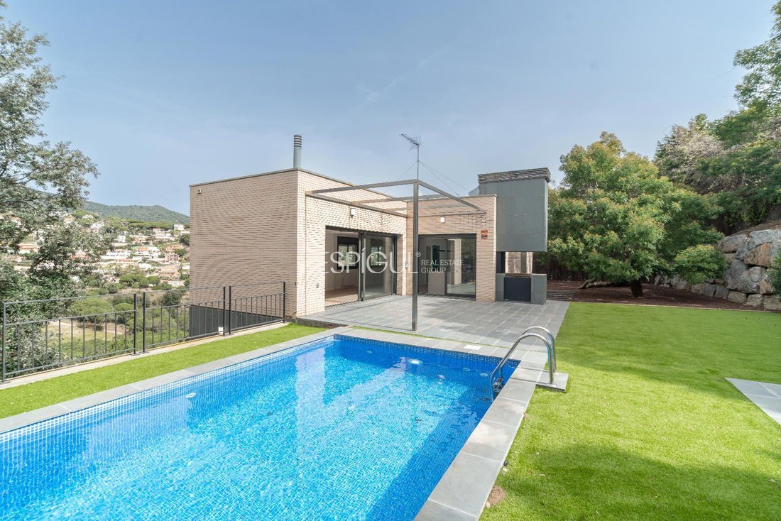 Villa in Alella, Catalonia, Spain 5 - 16562110