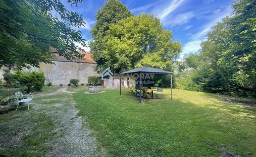 Castle for Sale in Amboise, Centre-Val de Loire, France