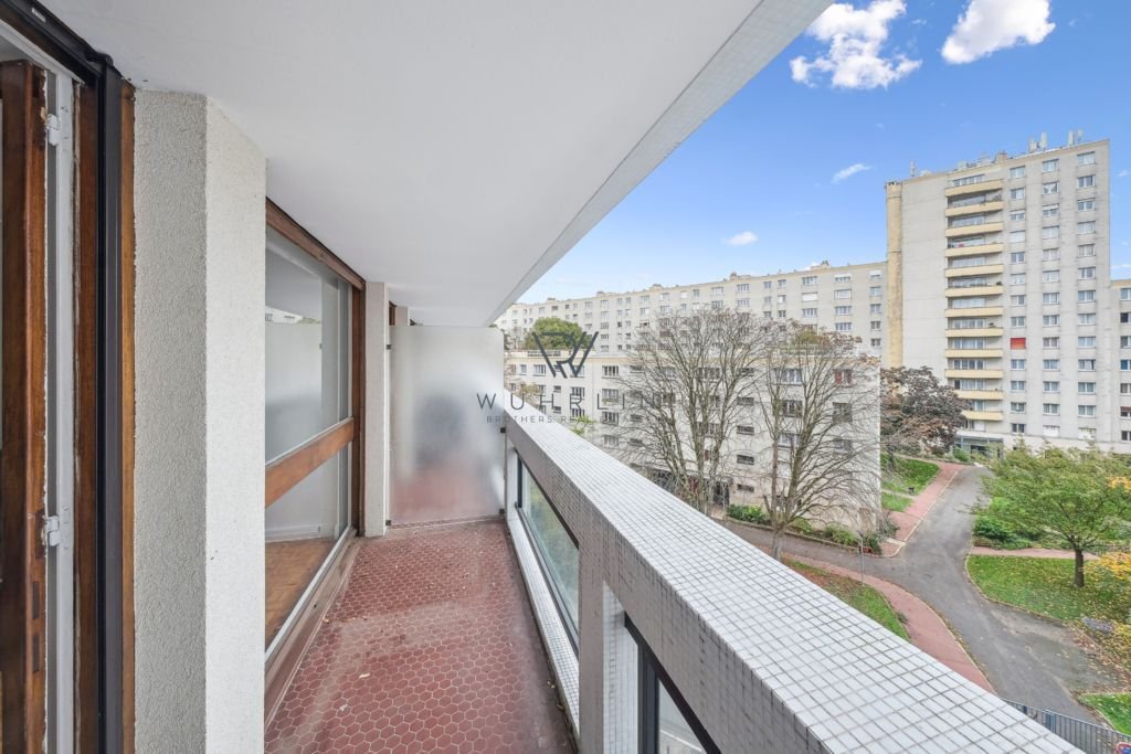 Apartment in Clignancourt-Jules Joffrin, Paris 18e Arrondissement, Paris 1 - 15868749