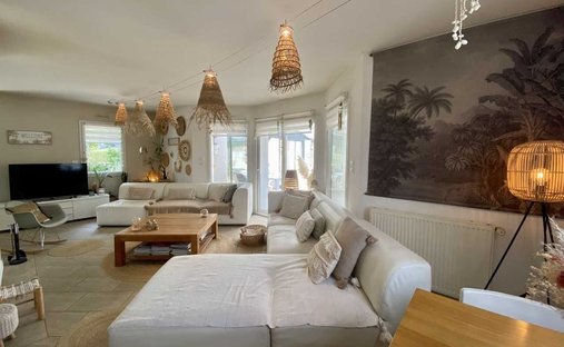 House 379m² Living Space, Great Comfort And Geothermal Energy