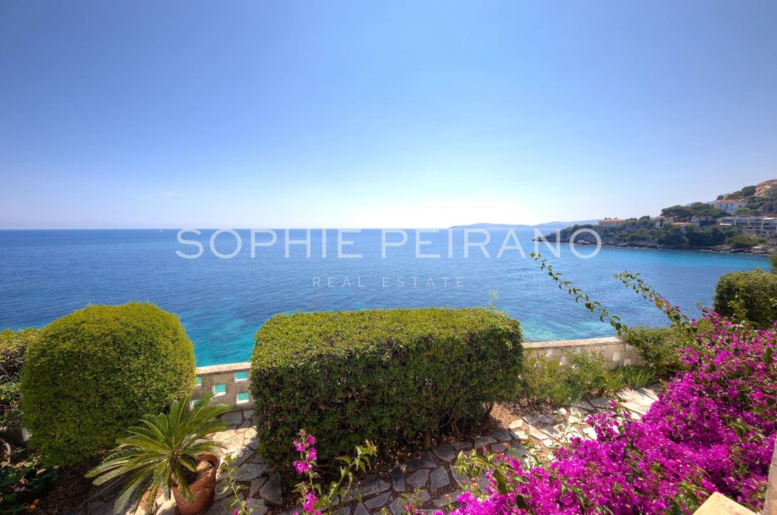 Villa in French Riviera, Provence-Alpes-Côte d'Azur, France 2 - 16562107