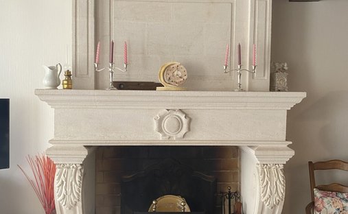 Castle for Sale in Monségur, Nouvelle-Aquitaine, France