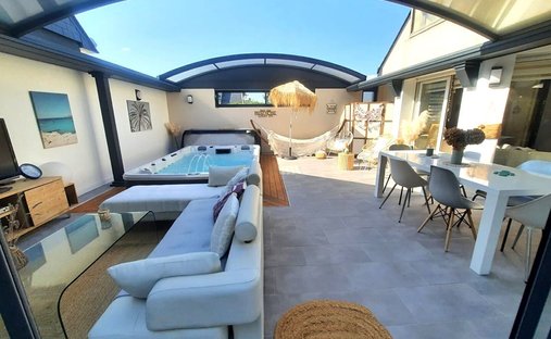 House 379m² Living Space, Great Comfort And Geothermal Energy