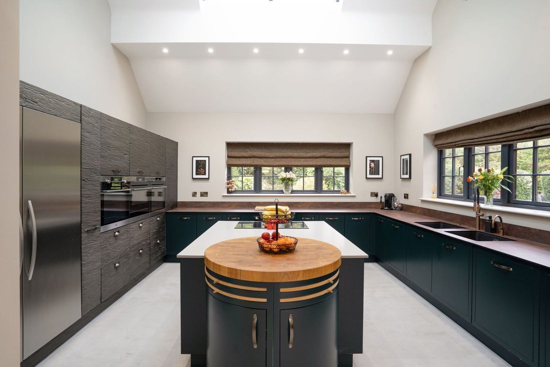 Casa a Santa Croce, Clent, Inghilterra 2 - 16562145
