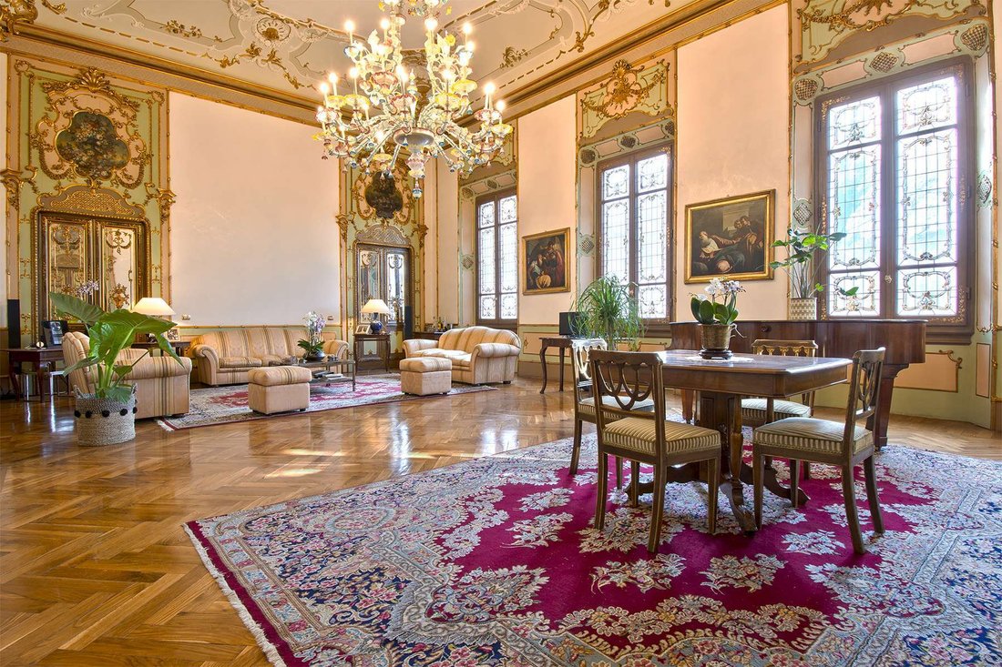 Estate in Center, Florence, Tuscany 1 - 16562386