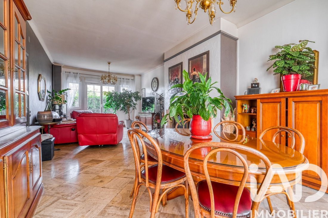 House in Charles de Gaulle-Vieux Pays-Paris Nord, Tremblay-en-France, France 2 - 16566236