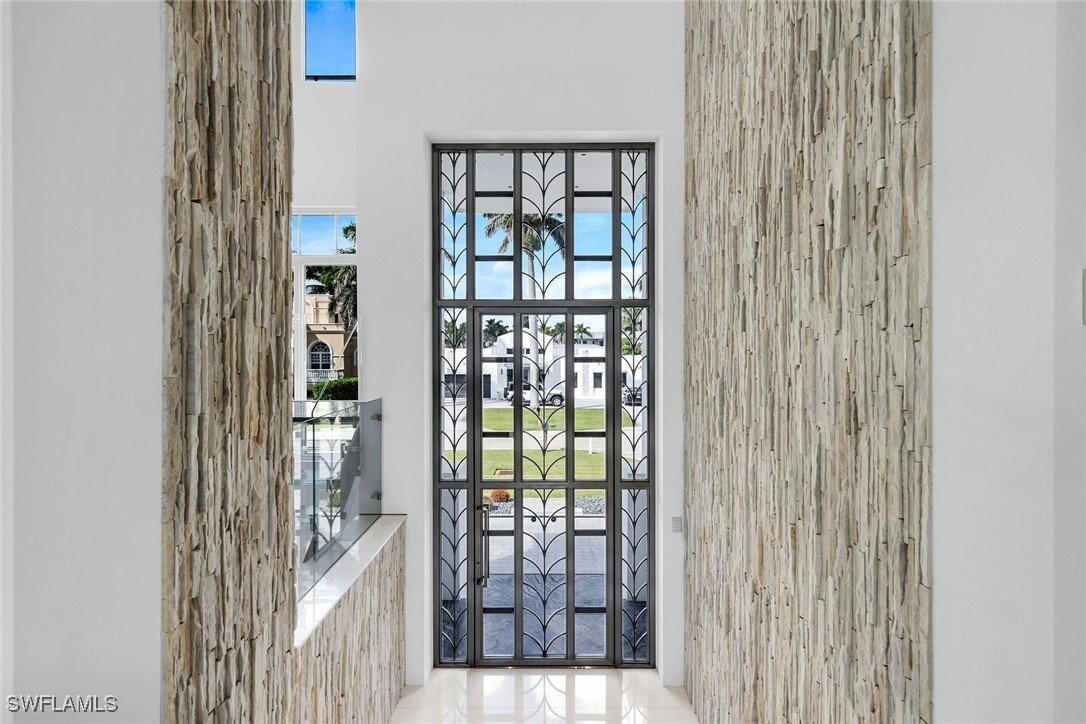 House in Naples, Florida, United States 3 - 16562979