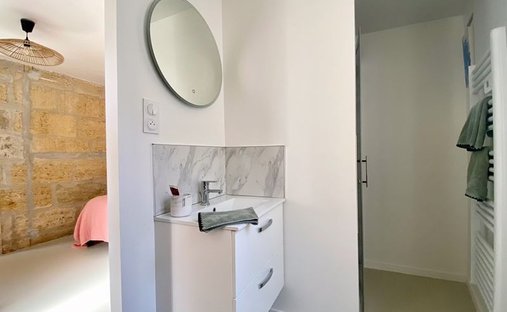 Where Heritage Meets Refinement – Historic Château Near Saint émilion