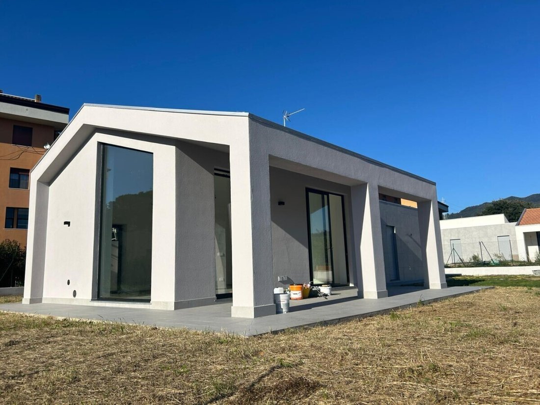 Villa in Center, Sarzana, Liguria 4 - 16562076