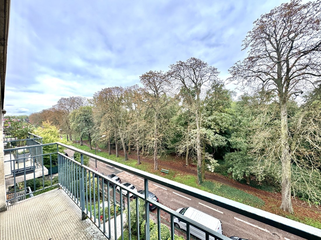 Apartment in Fontenay-sous-Bois, Ile-de-France, France 1 - 16562587